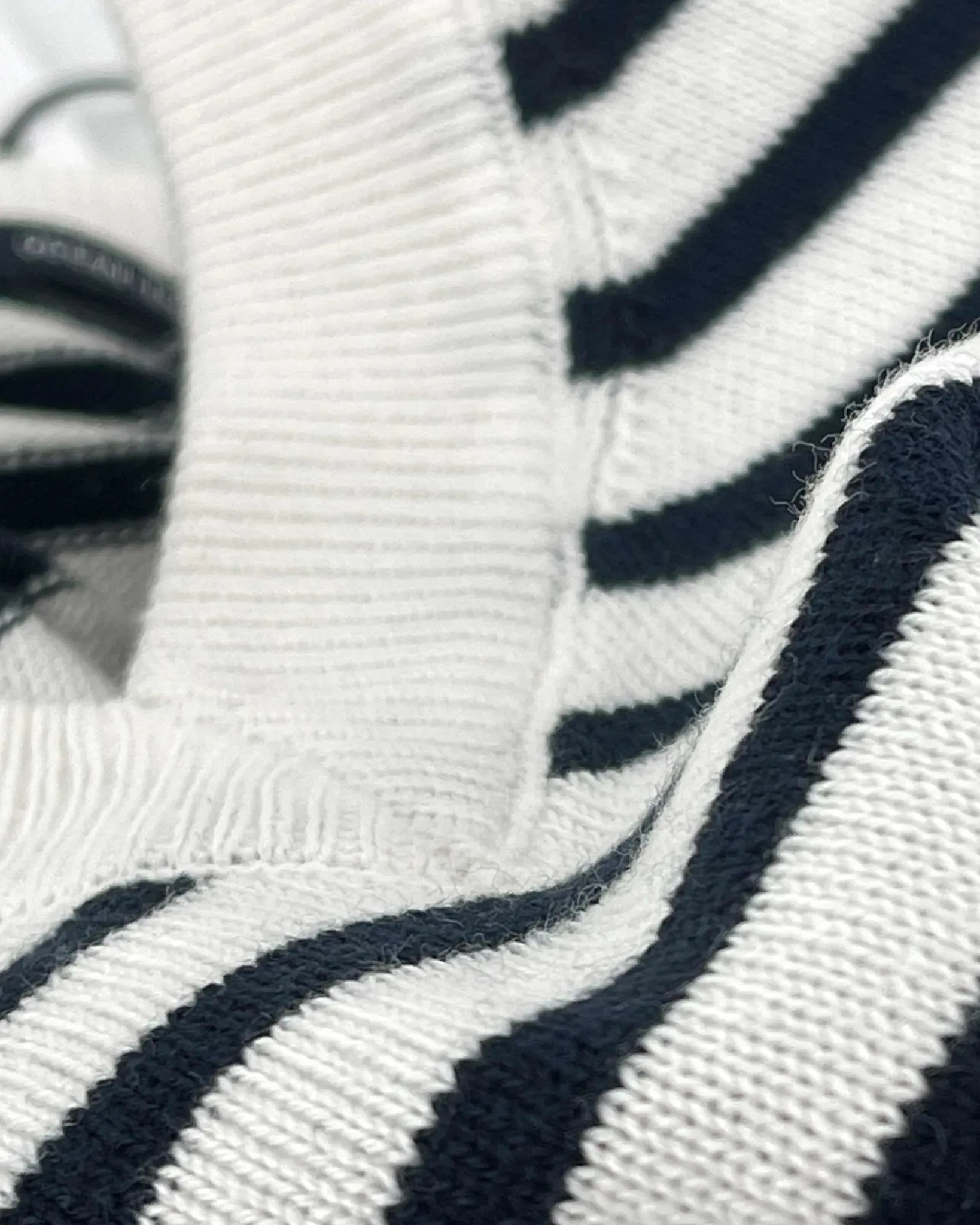 Sale Baldie V-Hals Trui Heren Truien En Sweaters