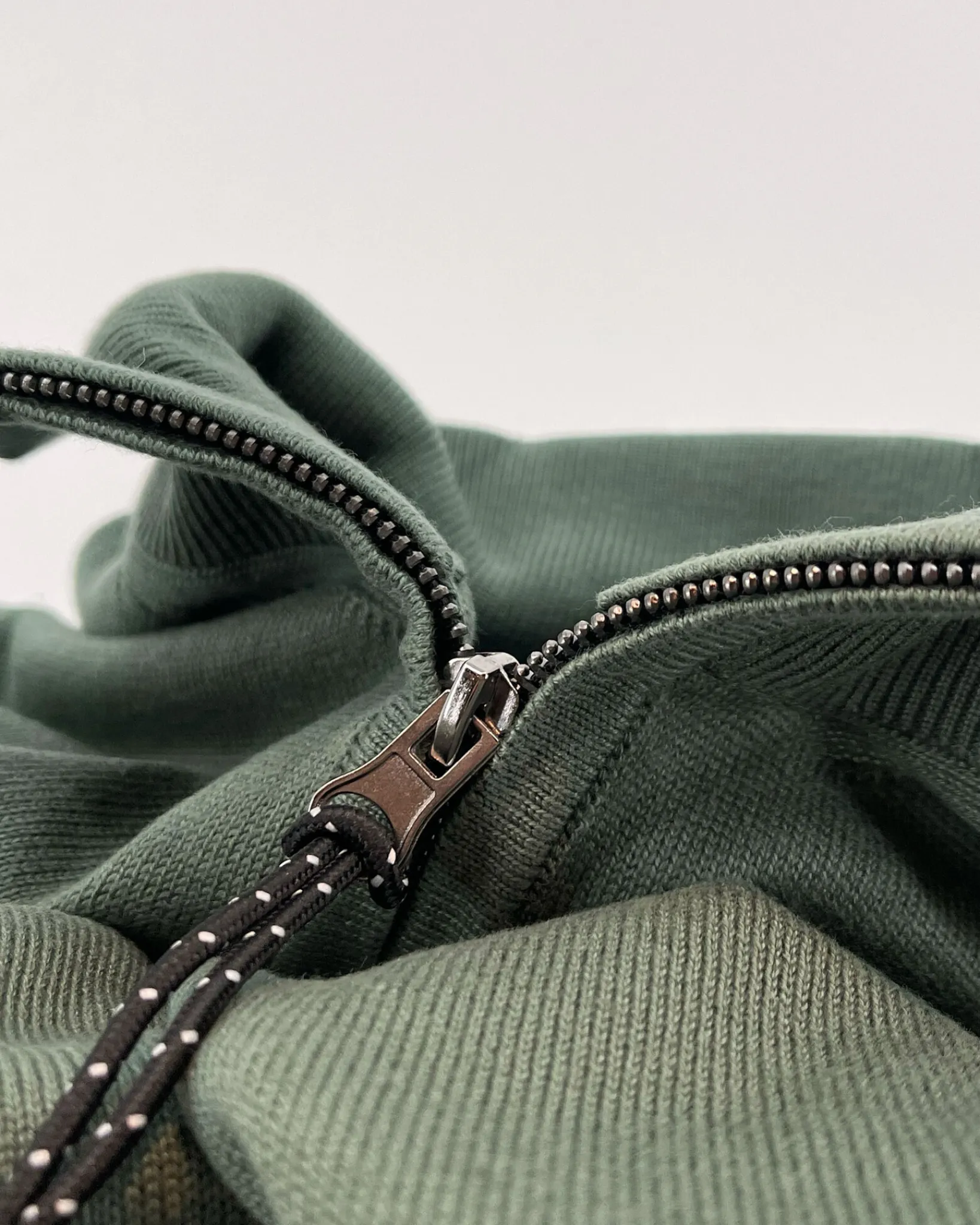 Outlet Schoener Sweater Met Halve Rits Heren Truien En Sweaters